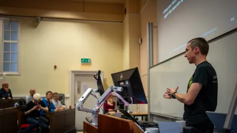 Phil Norton on stage at DrupalCamp Scotland