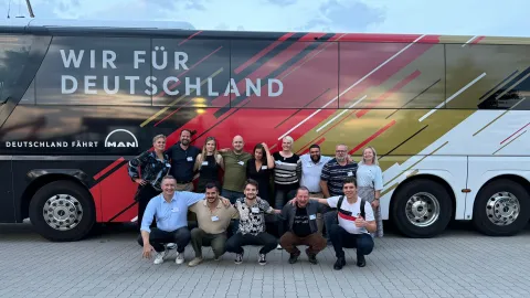 1xINTERNET team foto at the event